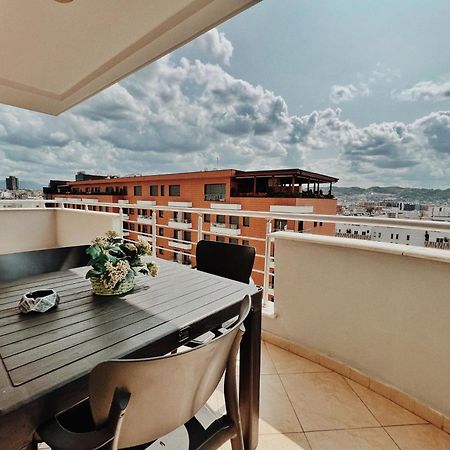 Cozy Rooftop Apartment - Your Home, Away From Home! ティラナ エクステリア 写真